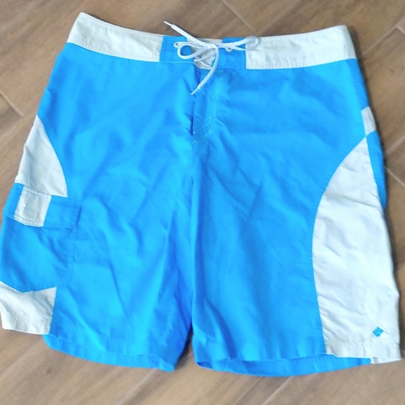 Columbia Other - Columbia board shorts size 38